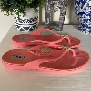 OKA-B Crystal Covered Metal Starfish Flip Flops Coral Women's Size Large